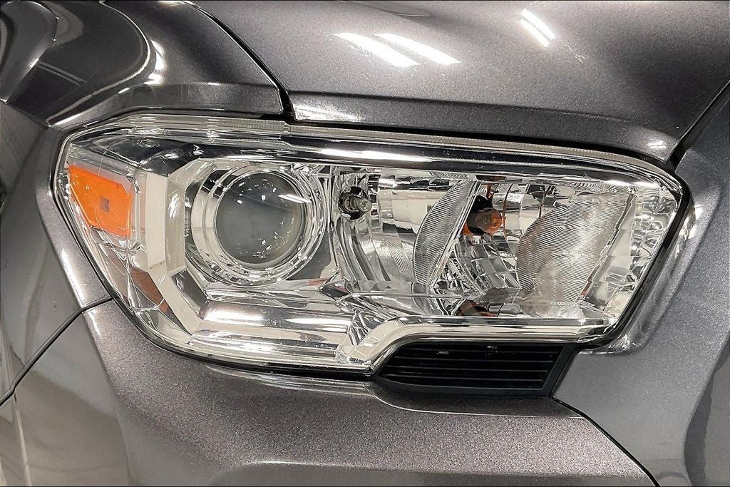 2021 Toyota Tacoma SR V6