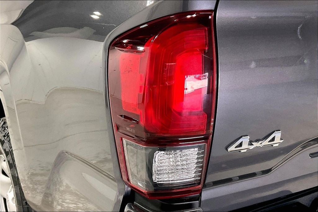 2021 Toyota Tacoma SR V6