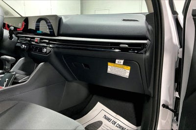 2027 Kia Sportage LX