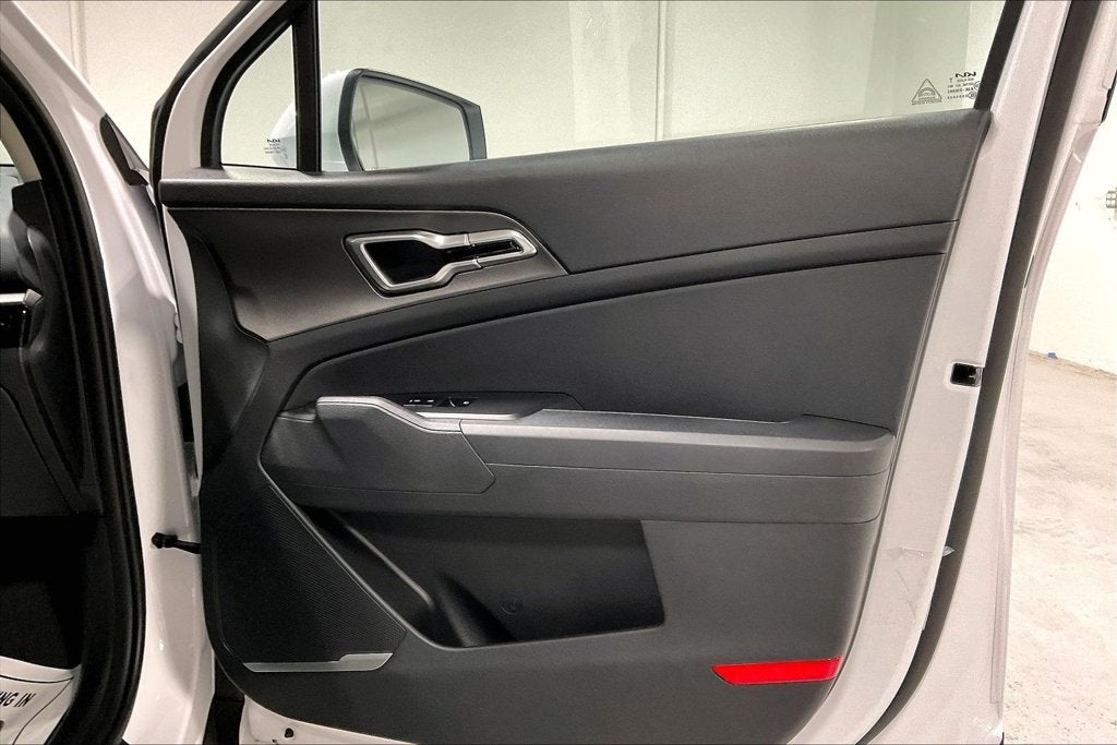 2027 Kia Sportage LX
