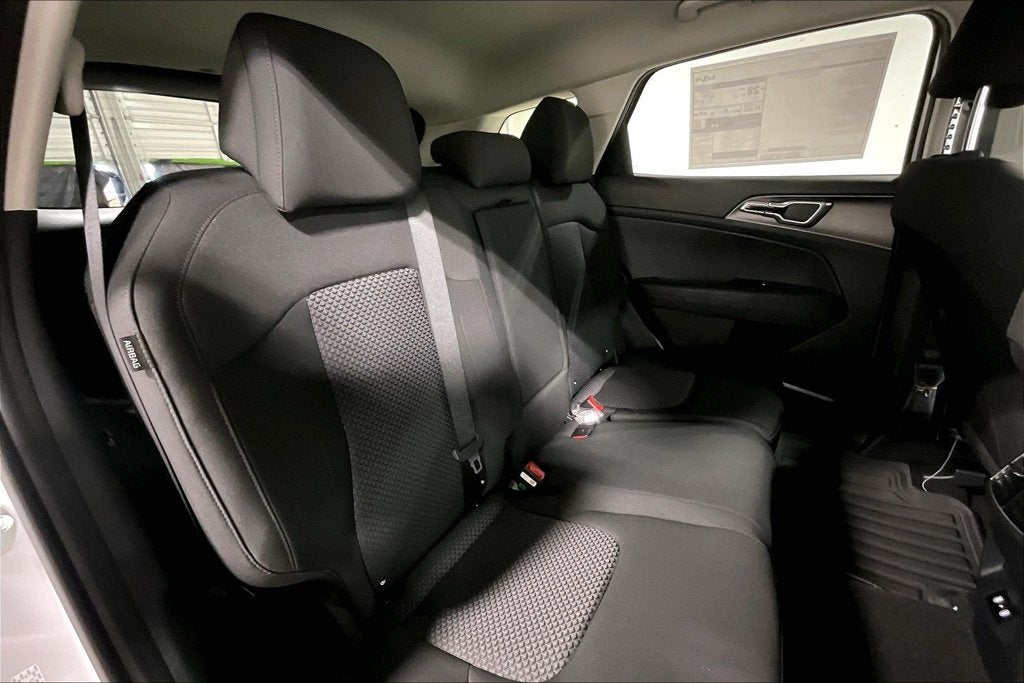 2027 Kia Sportage LX