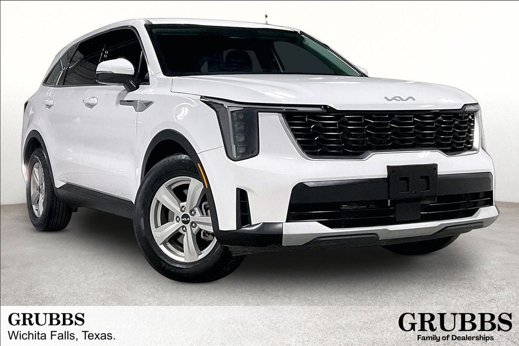 2024 Kia Sorento LX AT's photo