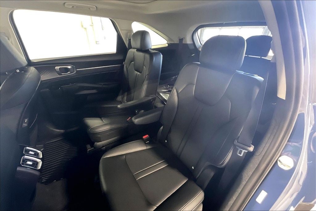 2025 Kia Sorento SX
