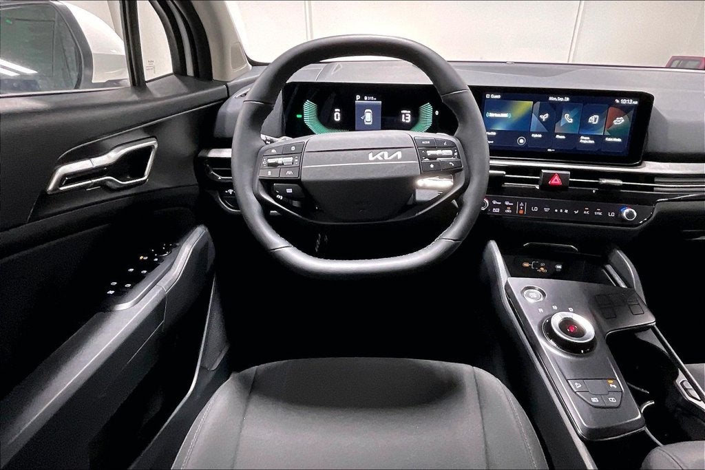 2027 Kia Sportage Hybrid LX