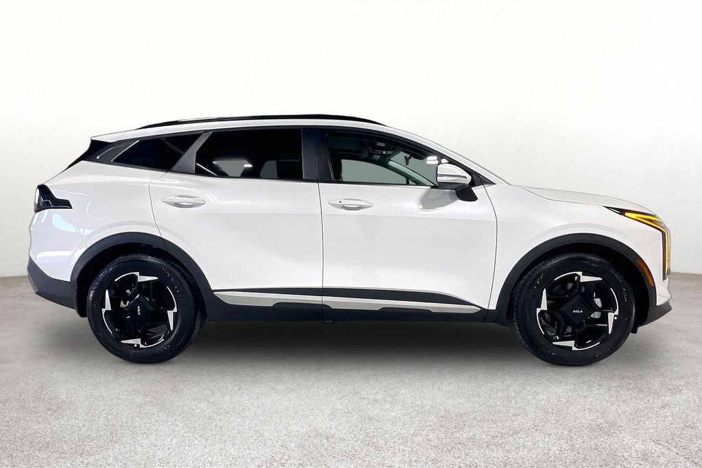 2027 Kia Sportage Hybrid EX