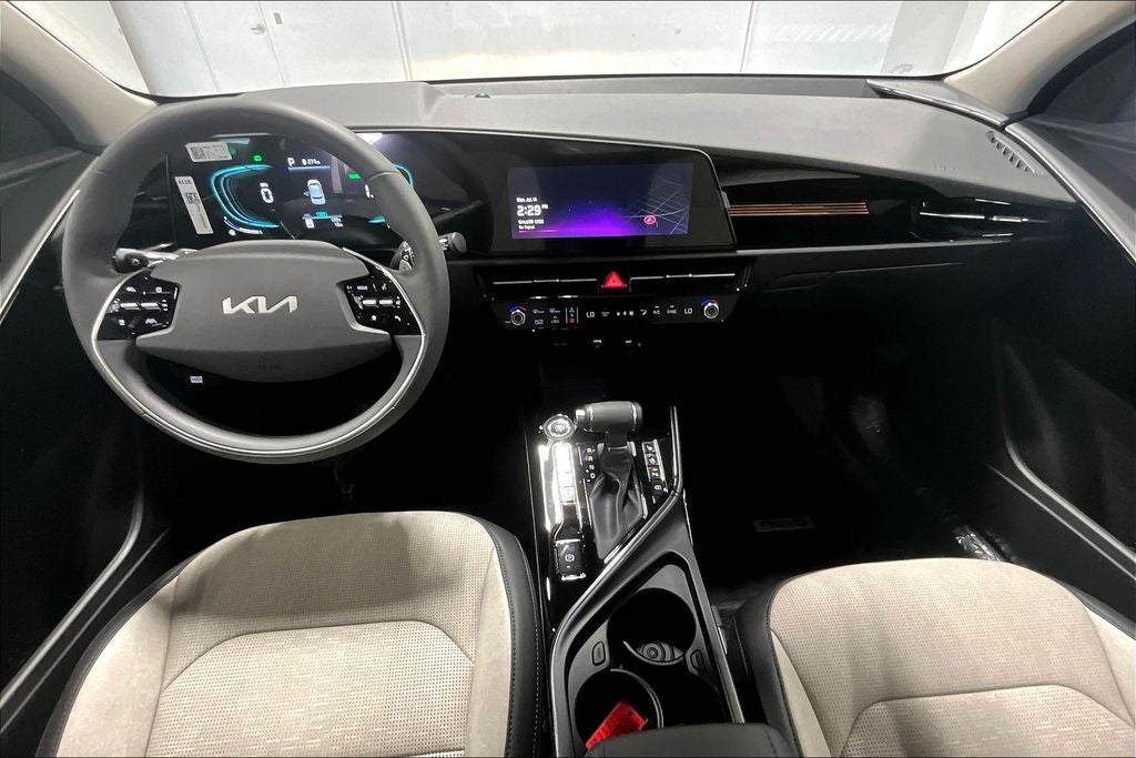 2025 Kia Niro SX