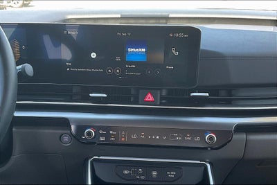 2025 Kia Carnival LXS