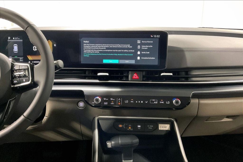 2026 Kia Carnival LX