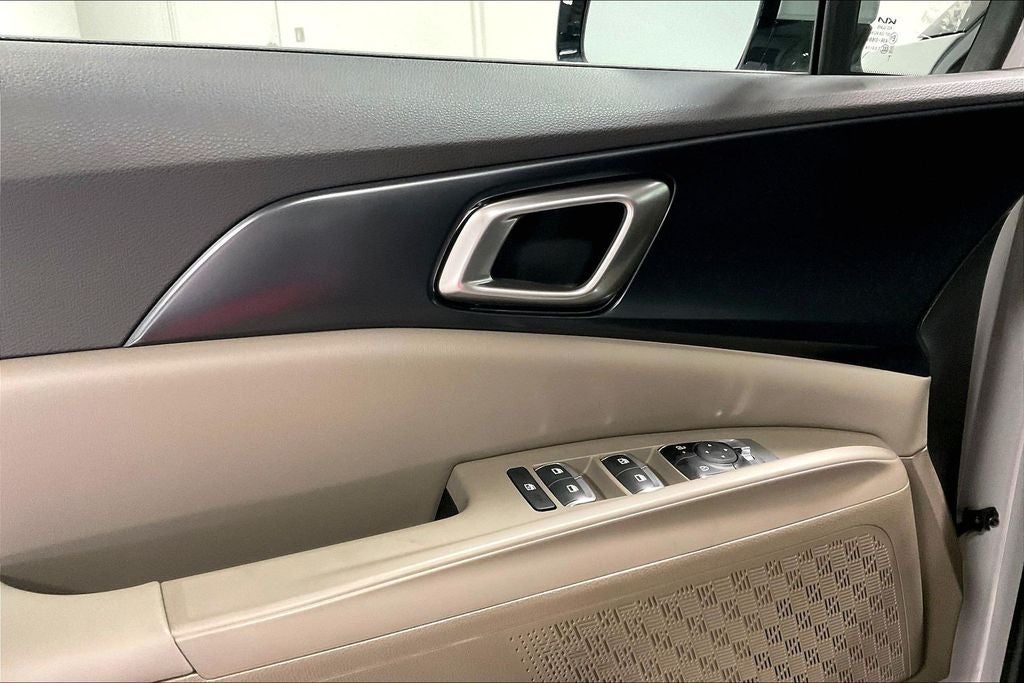 2027 Kia Carnival LXS