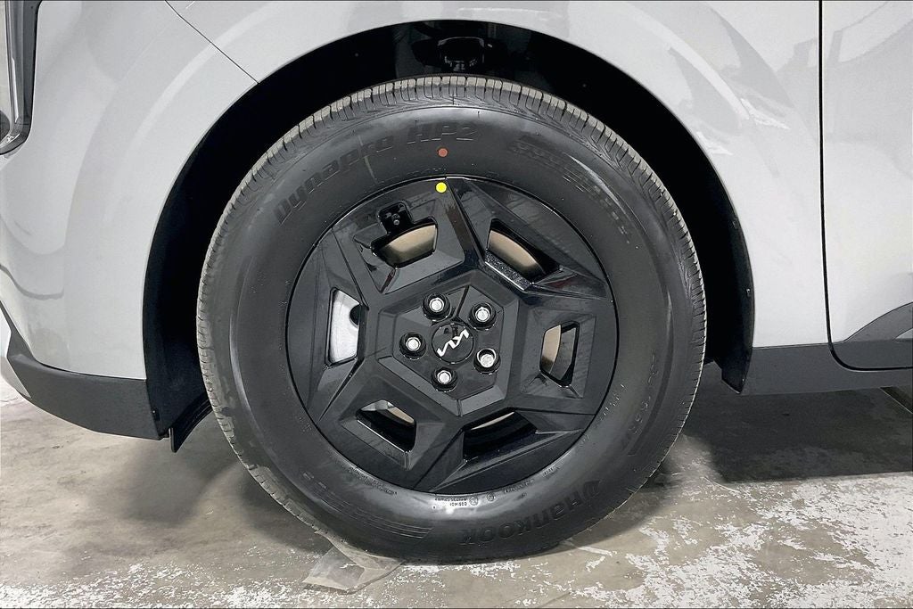 2027 Kia Carnival LXS