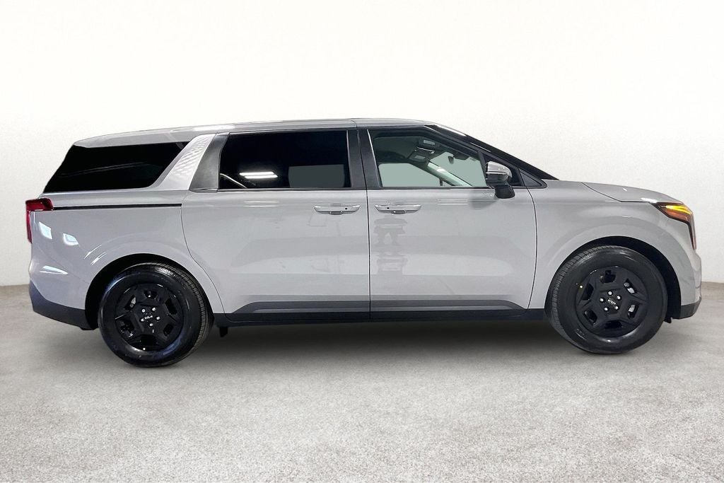 2027 Kia Carnival LXS