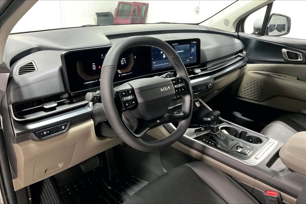 2027 Kia Carnival LXS