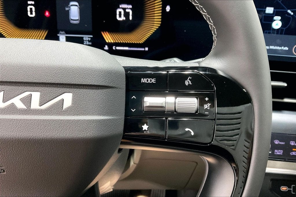 2027 Kia Carnival LXS