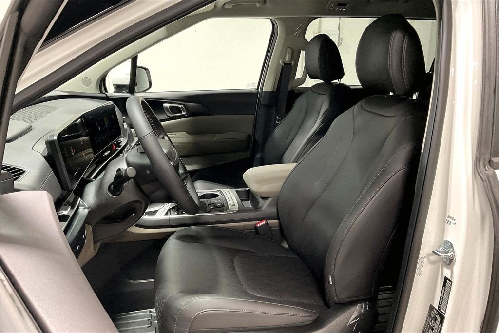 2027 Kia Carnival LXS