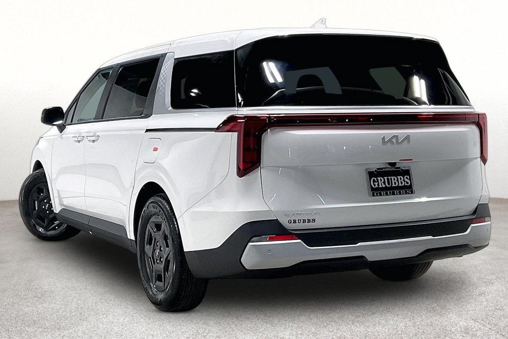 2027 Kia Carnival LXS