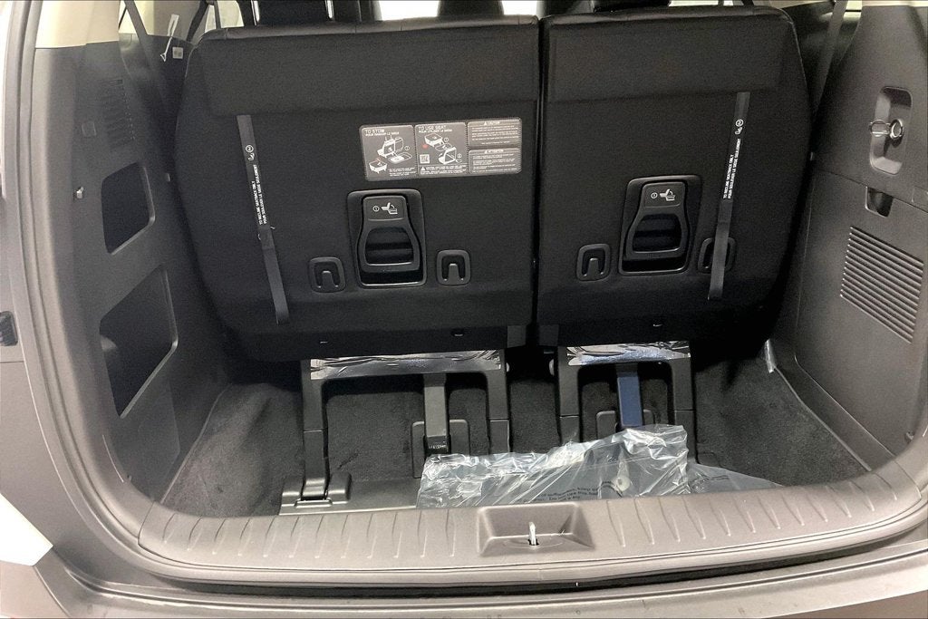 2027 Kia Carnival LXS