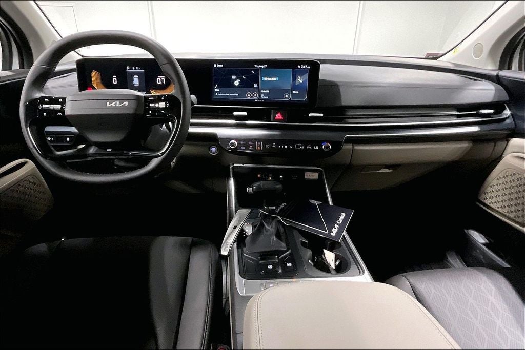 2027 Kia Carnival LXS
