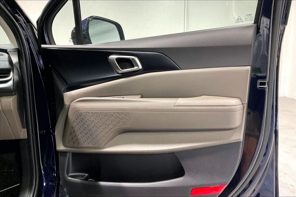 2027 Kia Carnival LXS