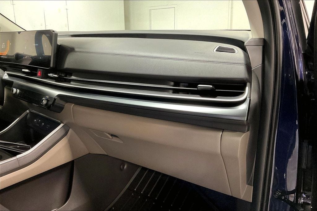 2027 Kia Carnival LXS