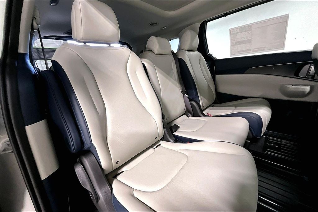 2026 Kia Carnival SX