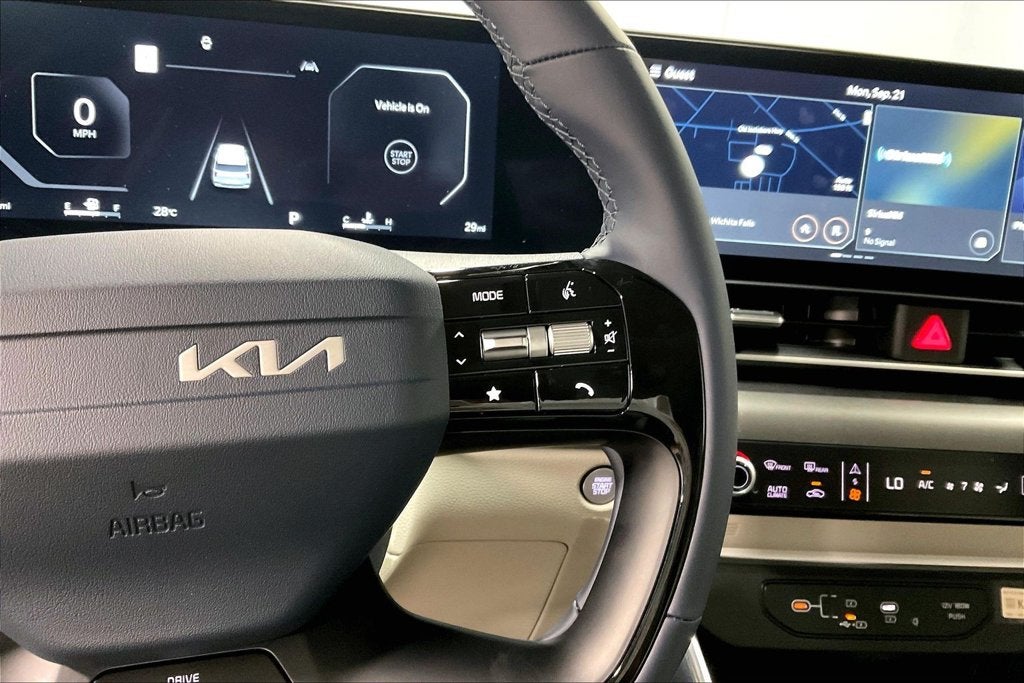 2027 Kia Carnival SX