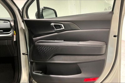 2027 Kia Carnival Hybrid SX