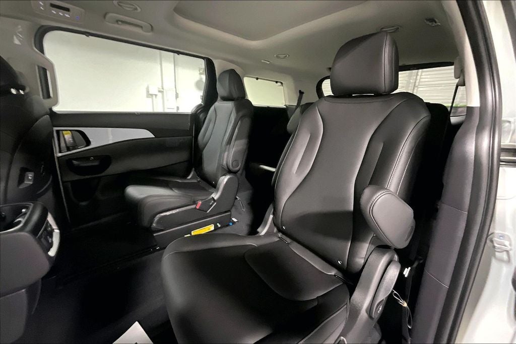 2027 Kia Carnival Hybrid SX
