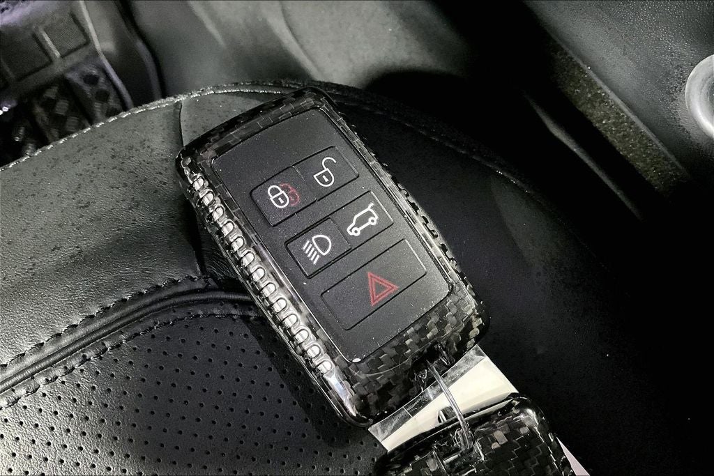 2025 Land Rover Defender 110 Sedona Red