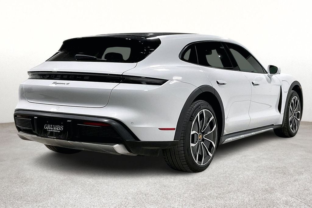 2022 Porsche Taycan Cross Turismo 4