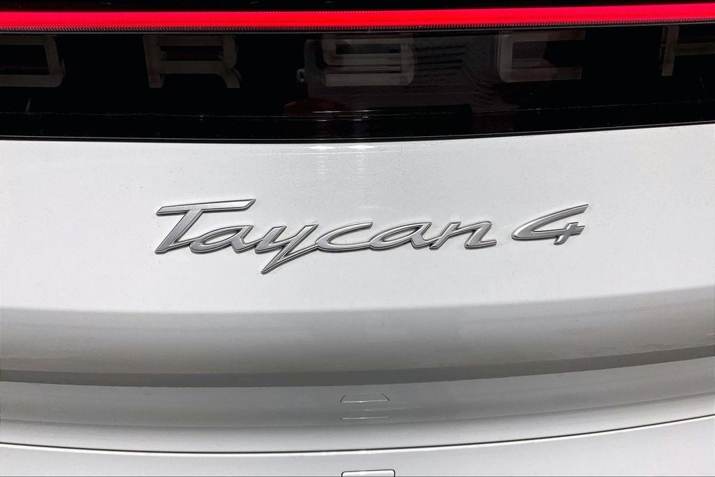 2022 Porsche Taycan Cross Turismo 4