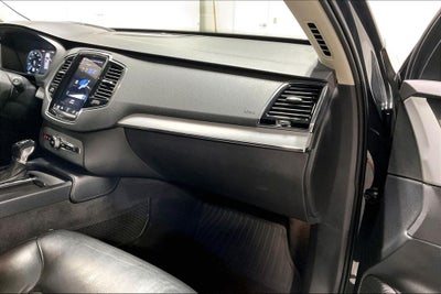 2021 Volvo XC90 T5 Momentum