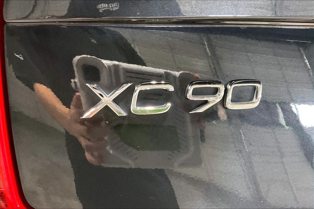 2021 Volvo XC90 T5 Momentum