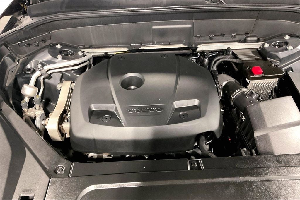 2021 Volvo XC90 T5 Momentum