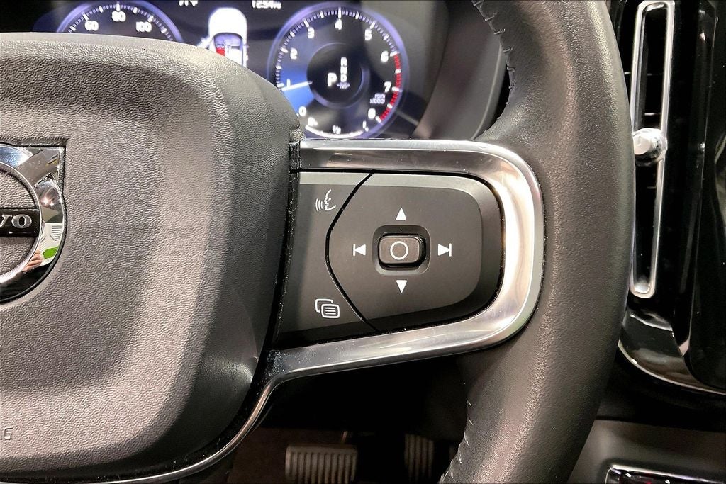 2020 Volvo XC40 T5 Inscription