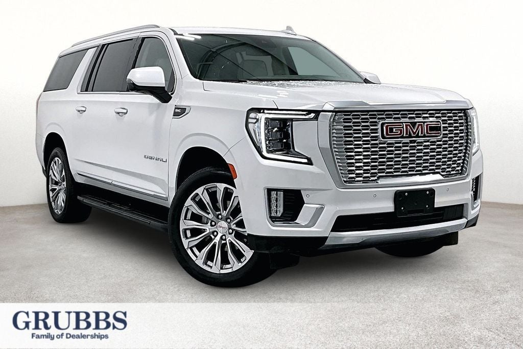 2024 GMC Yukon Denali AWD's photo