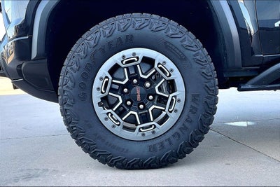 2023 GMC Canyon AT4X