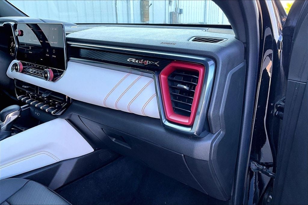 2023 GMC Canyon AT4X
