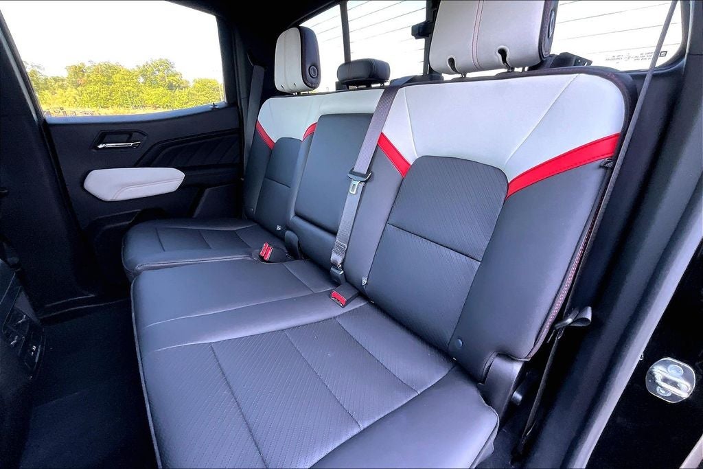 2023 GMC Canyon AT4X