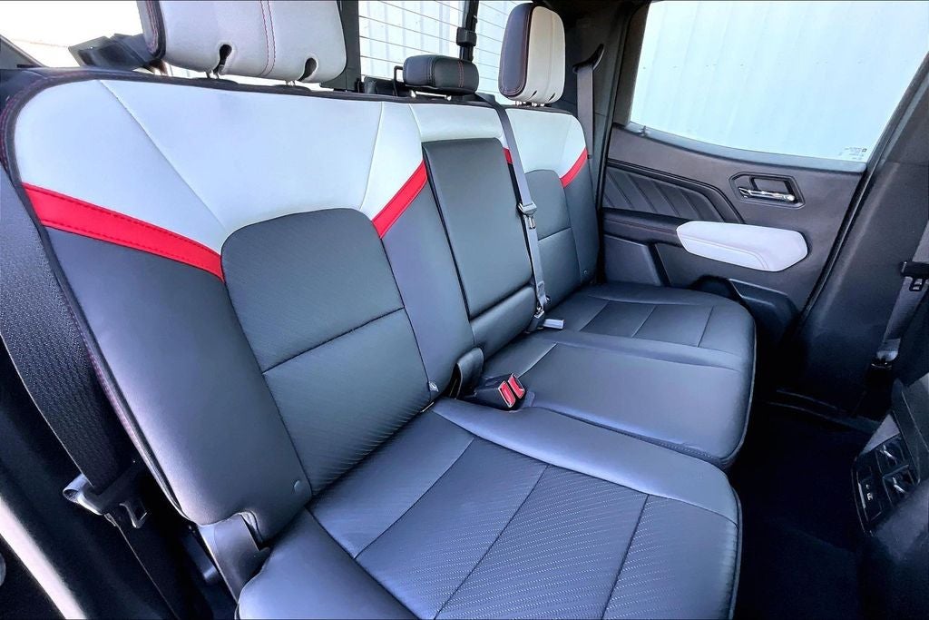 2023 GMC Canyon AT4X