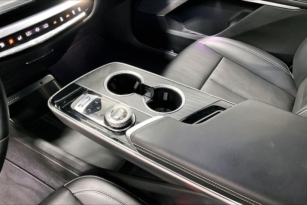 2023 Cadillac LYRIQ Luxury