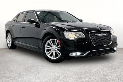 2021 Chrysler 300 Touring