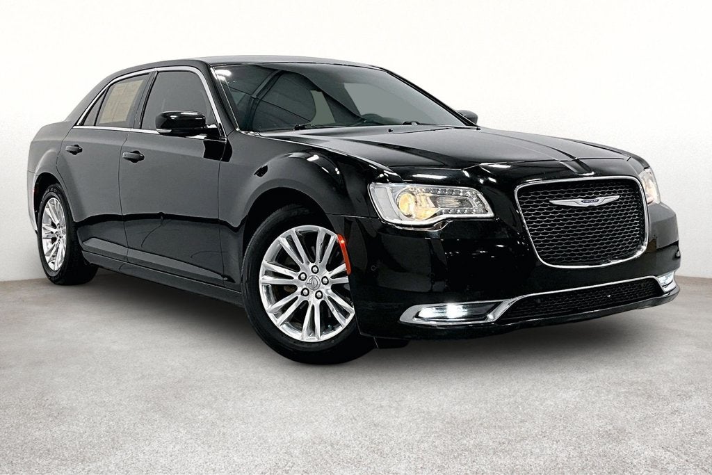 2021 Chrysler 300 Touring