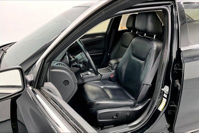 2021 Chrysler 300 Touring