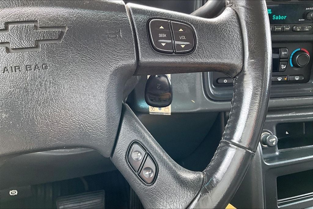 2004 Chevrolet Avalanche 1500 Base