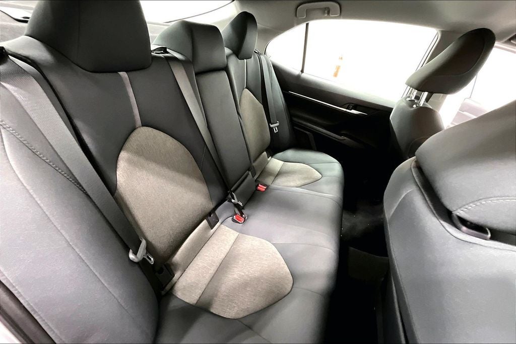 2023 Toyota Camry Hybrid LE