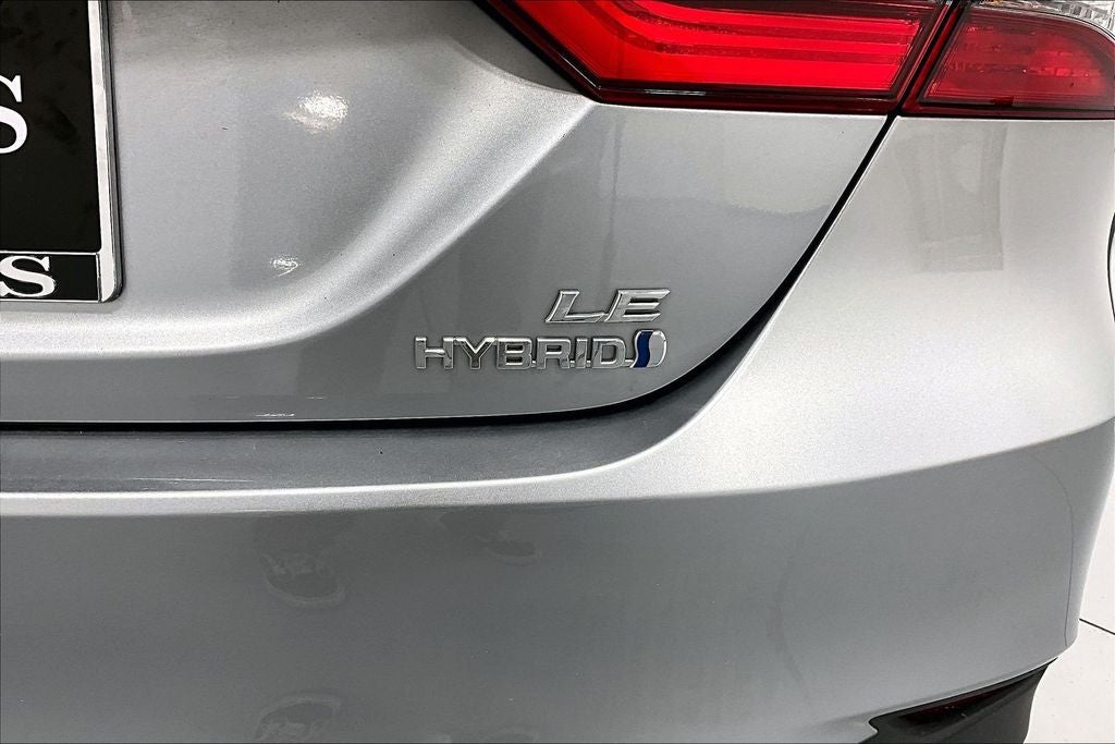 2023 Toyota Camry Hybrid LE