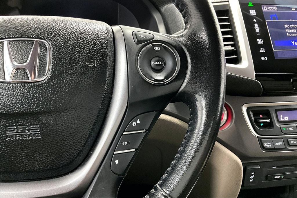 2016 Honda Pilot EX-L w/Rear Entertainment System