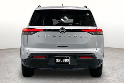 2024 Nissan Pathfinder SV