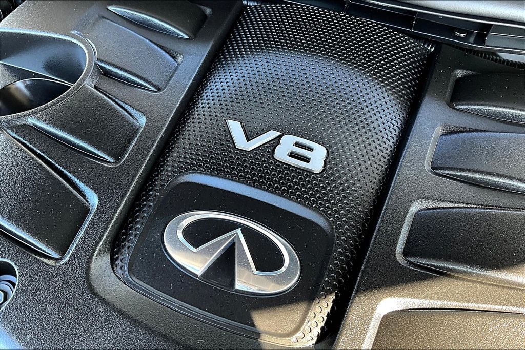 2022 INFINITI QX80 LUXE