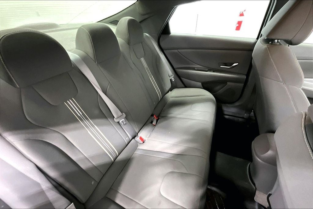 2022 Hyundai Elantra Hybrid Blue